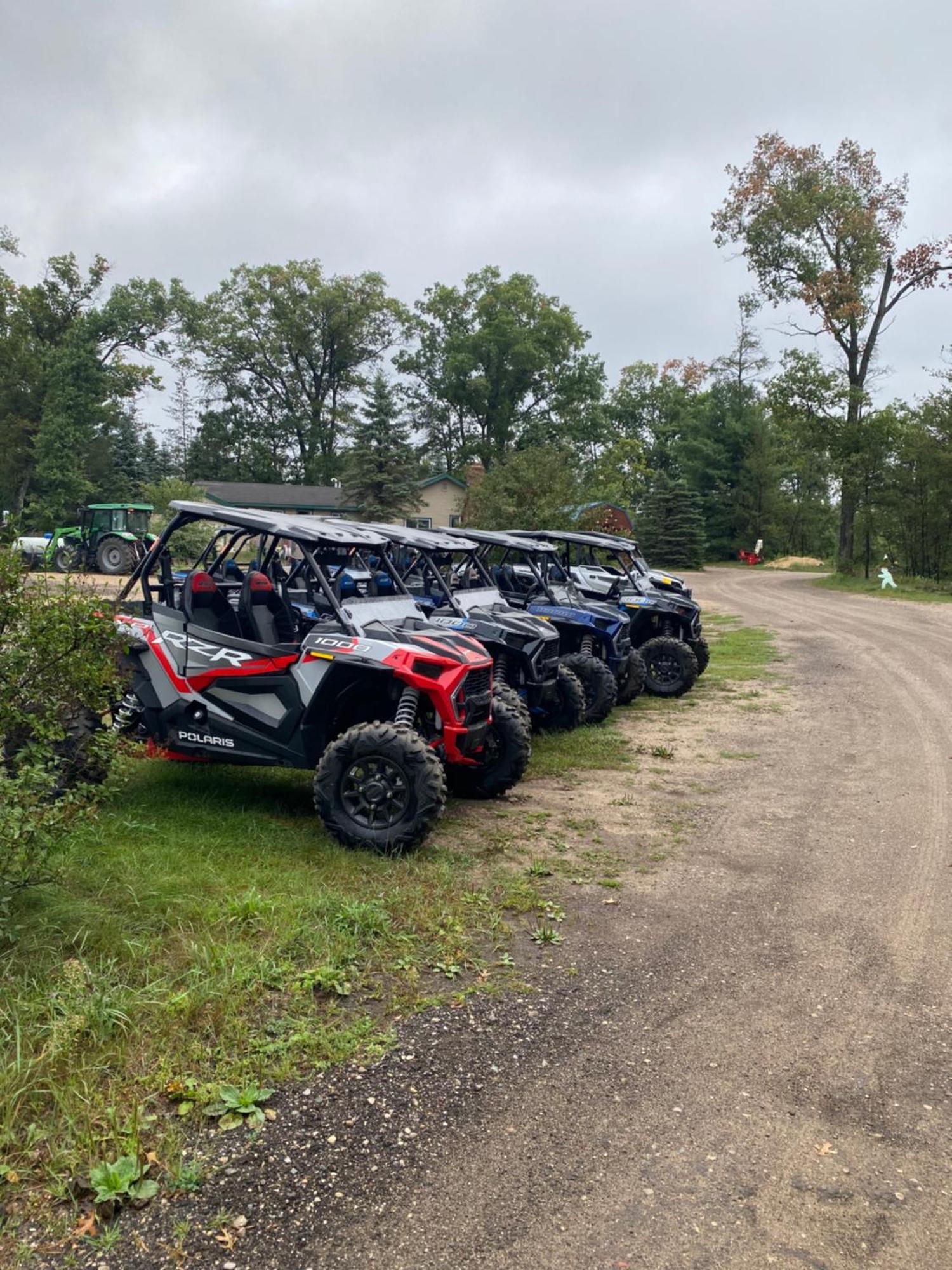 Best Bear Lodge & Campground Irons Luaran gambar